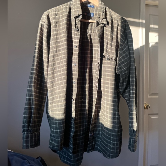 Green plaid flannel - Picture 2 of 3